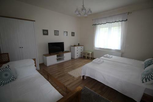 Csipkeh�z Apartmanok Hajd�szoboszl�