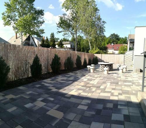 Hajnal Apartmanh�z
