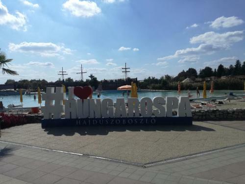 Sezlon Apartman