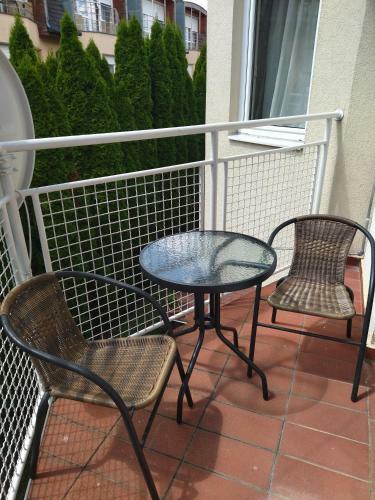 Sezlon Apartman