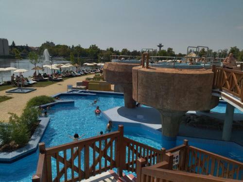 Sezlon Apartman