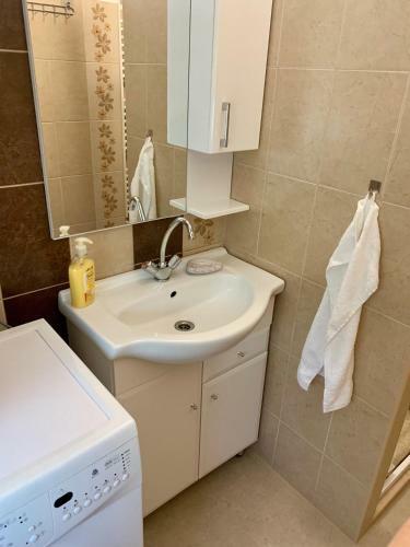 Anita Apartman
