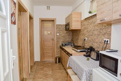 Krisztina Apartman 81