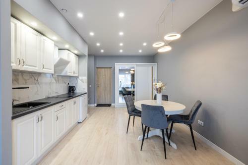 Apartamentai Su Terasa Ir Vaizdu ? Miest?