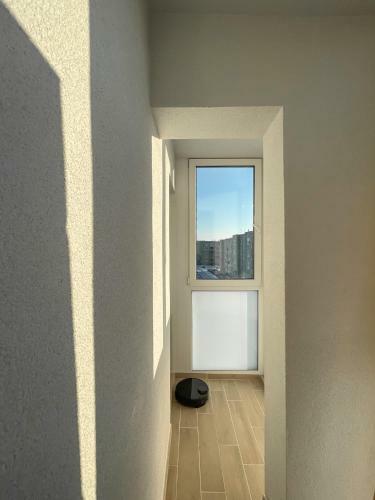Bright Apartment In Ukmerge