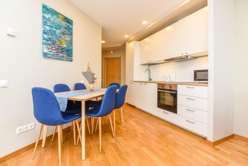 Apartamentai Elija Su Vaizdu ? J?r?