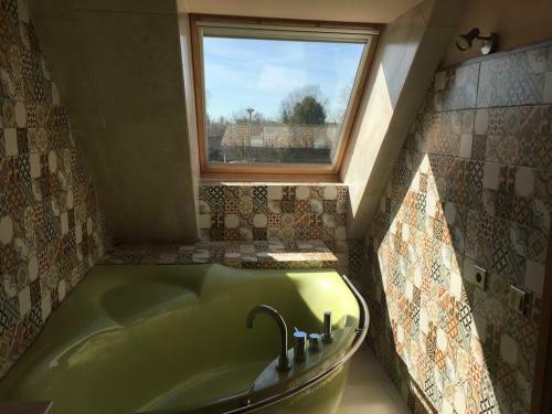 Hostal Peahen Residence