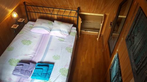 Hostal Peahen Residence