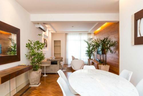 Atlantic Apartment