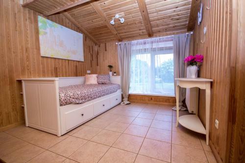 Flower Apartment