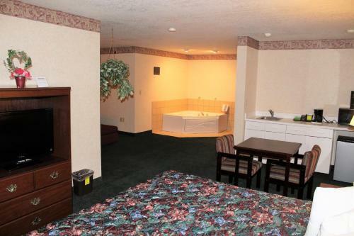Hotel Cumberland Inn And Suites