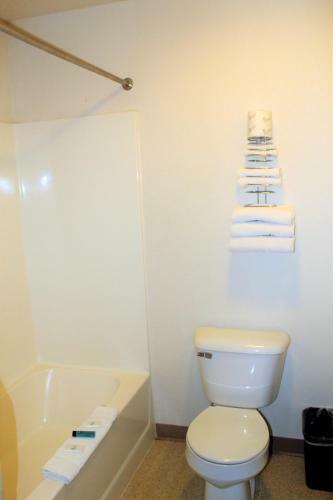 Hotel Cumberland Inn And Suites