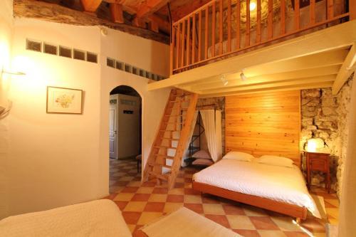 Bed & Breakfast L'ammonite, Chambre & Table D'h�tes
