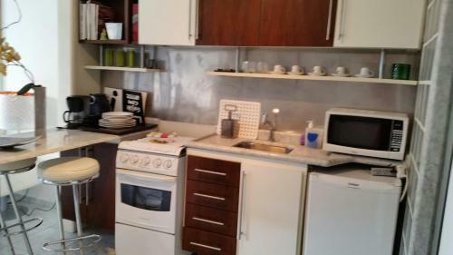 Apartamento Copacabana: Lounge Lindo, Confort�vel E Com Vista Do Mar