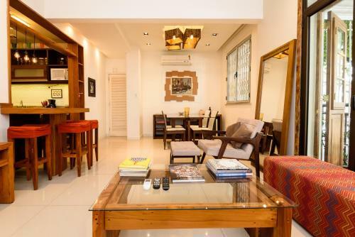 Apartamento Cavirio Gsm102 - Excelente 2 Quartos, Pr�ximo Ao Metr� E Praia