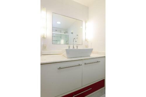 Apartamento Cavirio Bt101 - Conforto E Tranquilidade No Cora��o De Ipanema