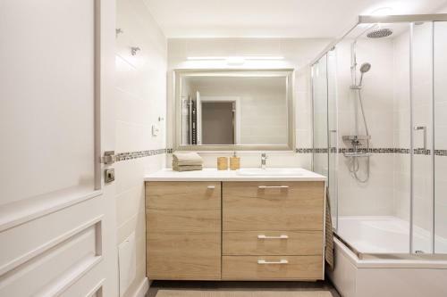Luxury For Everyone - Hills Park Lux Apartments 1