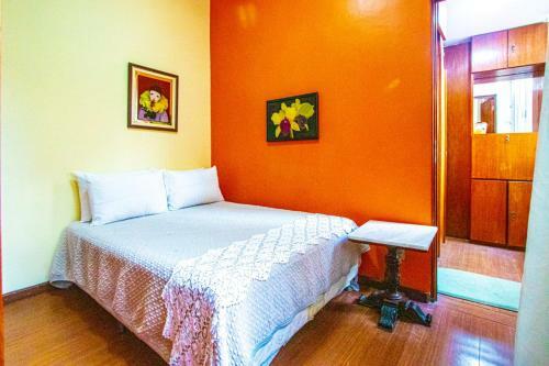 Apartamento Copacabana, Silencioso, Quadra Da Praia