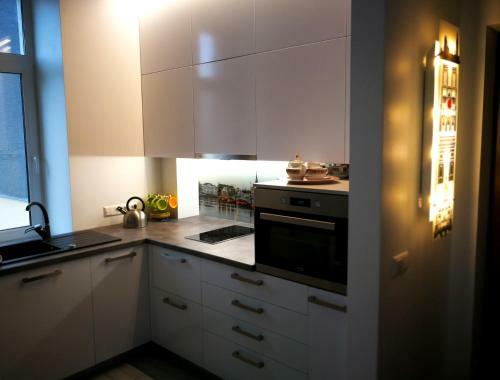Vilnius Apartment With Stained Glass