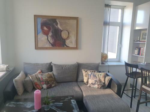Vilnius Apartment With Stained Glass