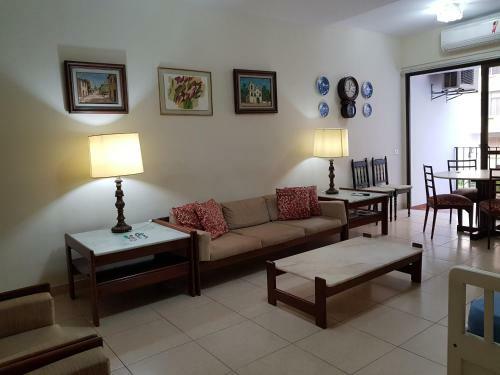 Apartamento Amplo Im�vel Copa Posto 6 - Piscina E Garagem