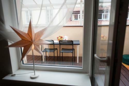 V 12 -terrace + 3 Rooms Apartment Vilnius Old Town