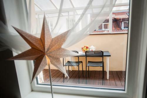 V 12 -terrace + 3 Rooms Apartment Vilnius Old Town