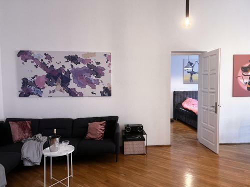 Apartamento Old Town Home Of Evil Dog