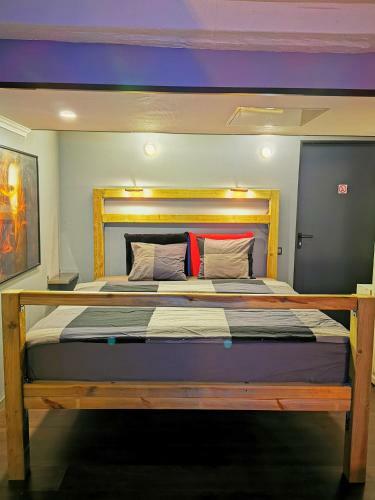 Old Town Basement Apartments