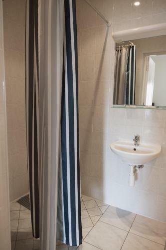 Motelis Gari?nai