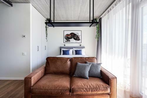 #stayhere - Ozo Park Apartments Spacious & Modern Studios