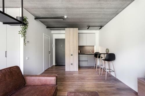 #stayhere - Ozo Park Apartments Spacious & Modern Studios