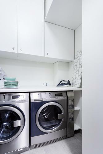 #stayhere - Ozo Park Apartments Spacious & Modern Studios