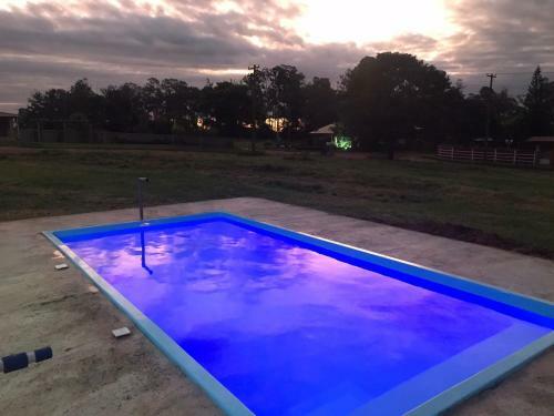 Linda Casa De Campo Com Piscina
