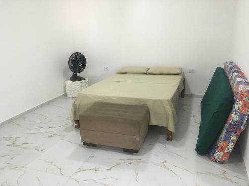 Apartamento Novo Bem Espa�oso E Arejado .