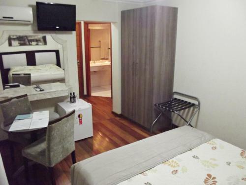 Hotel Acr�polis