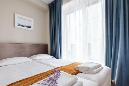 Centrally Located Riverside Apartment