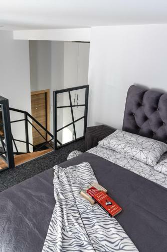Familia Apartments