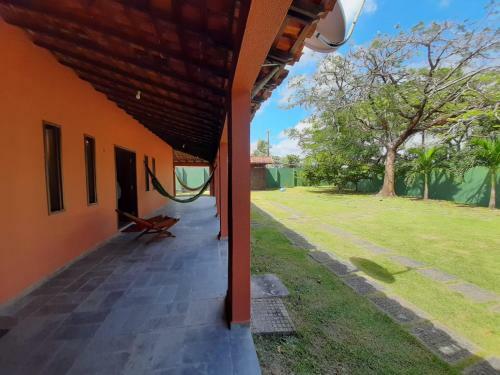 Casa De Praia Com Piscina E 8 Vagas De Garagem