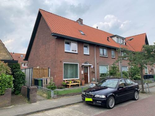 Villa Spacious & Cozy House. 3 Bedrooms, 2.5 Bathrooms