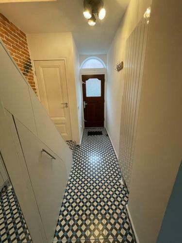 Villa Spacious & Cozy House. 3 Bedrooms, 2.5 Bathrooms