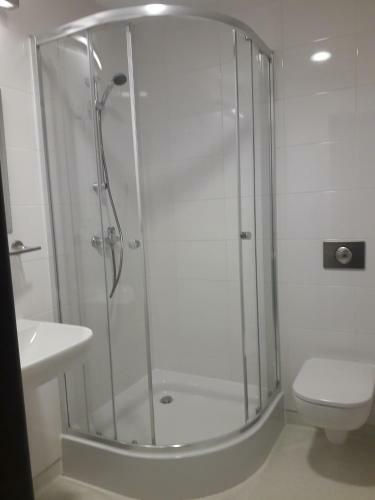 Hostal Pokoje Go?cinne ?wietlik
