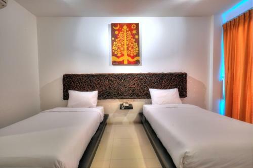Bs Premier Airport Hotel