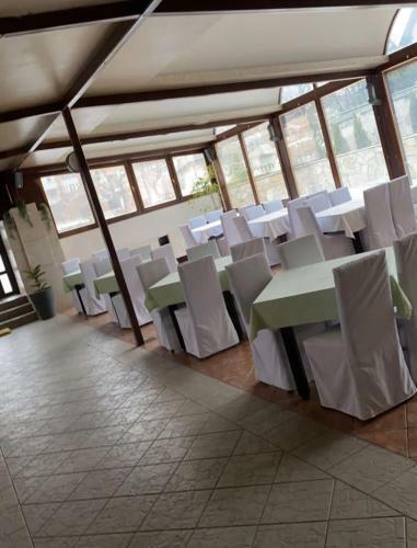 Hotel Inn Po?arevac