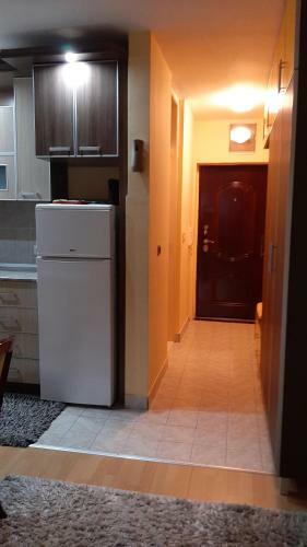 Apartman 015 Live