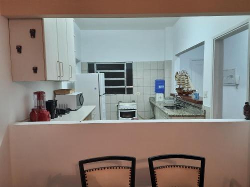 Apartamento Amplo E Charmoso, Frente Ao Mar.