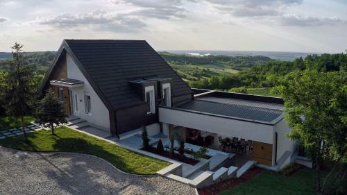 Riverside Pool Villa-sremski Karlovci