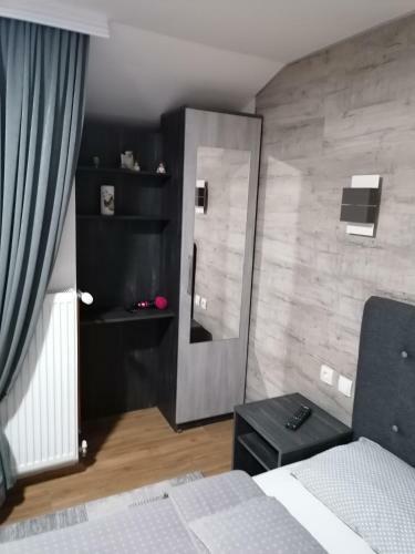 Hostal Preno?i?te Day Holiday