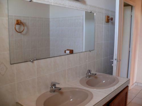 Holiday Home Des Fregates La Bree Les Bains