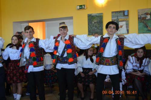 Hostal Pensiunea Crinul Alb